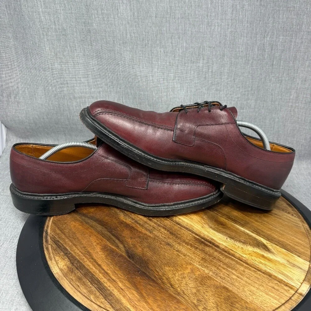 Allen Edmonds Men's 12 B Narrow 